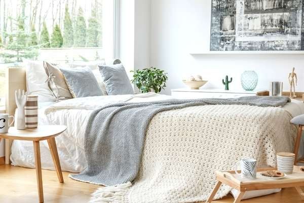 Tu dormitorio : un lugar cálido y acogedor
